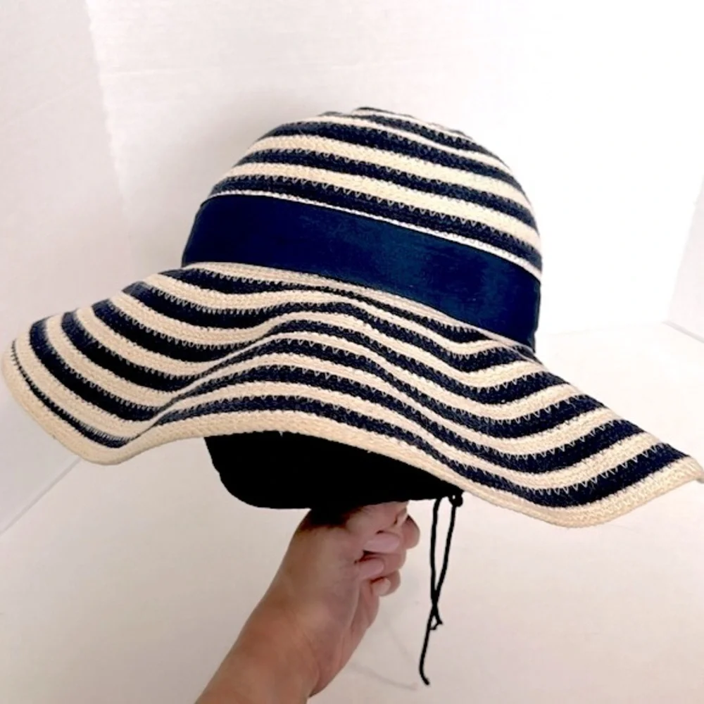 DISNEY PARKS Mickey Mouse Floppy Wide Brim Beach Blue Striped Sun Hat  EUC